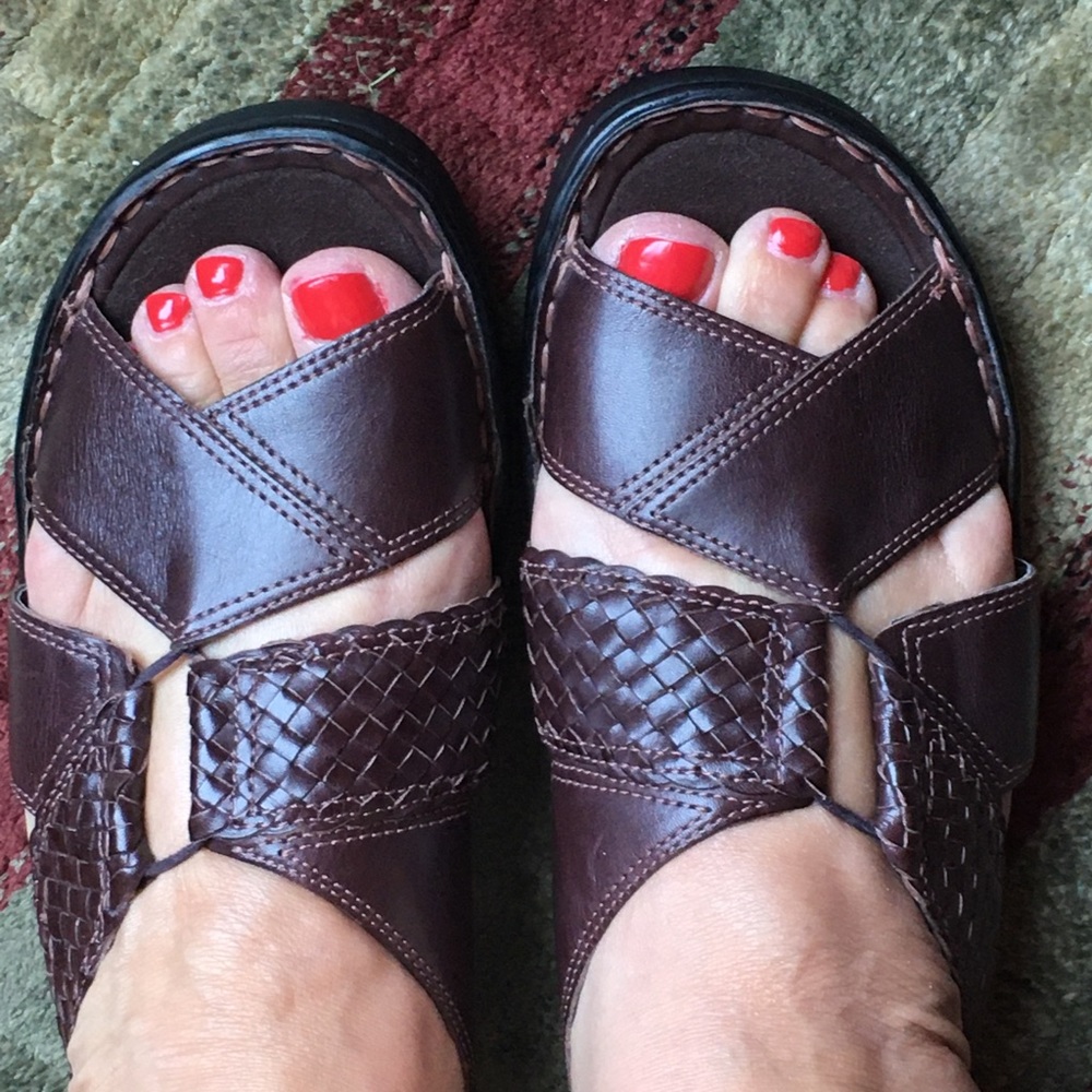 Clark’s Brown Leather Sandals
